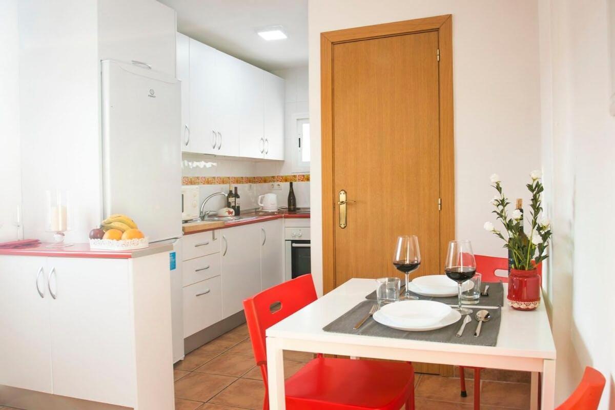Bonito Apartamento Con Terraza - Pedregalejo Playa Малага Экстерьер фото