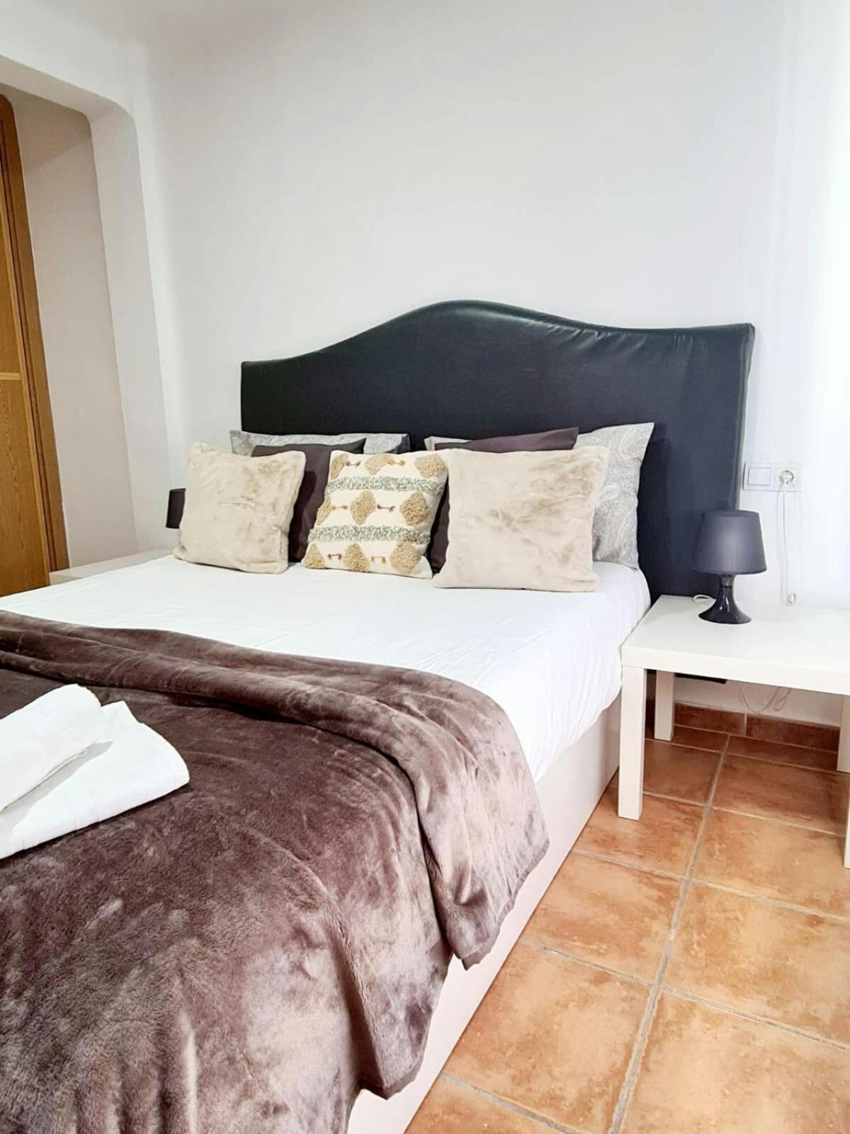 Bonito Apartamento Con Terraza - Pedregalejo Playa Малага Экстерьер фото