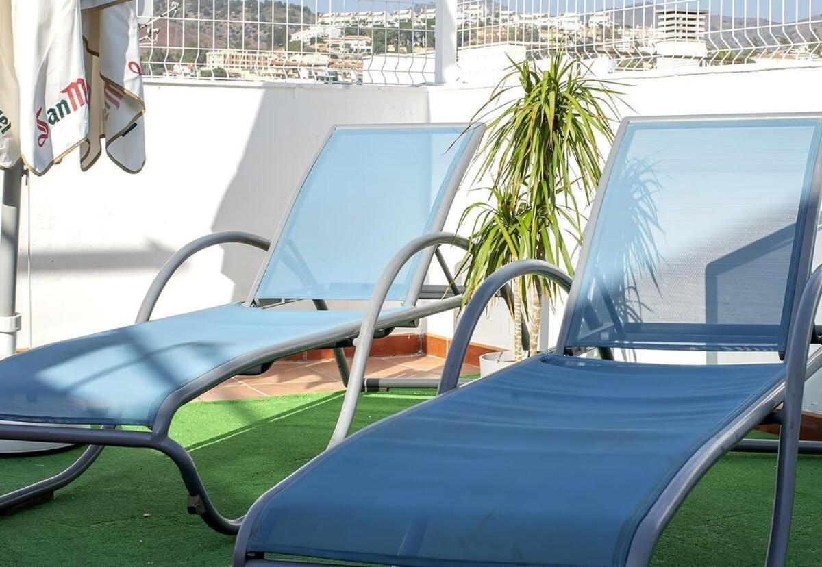 Bonito Apartamento Con Terraza - Pedregalejo Playa Малага Экстерьер фото