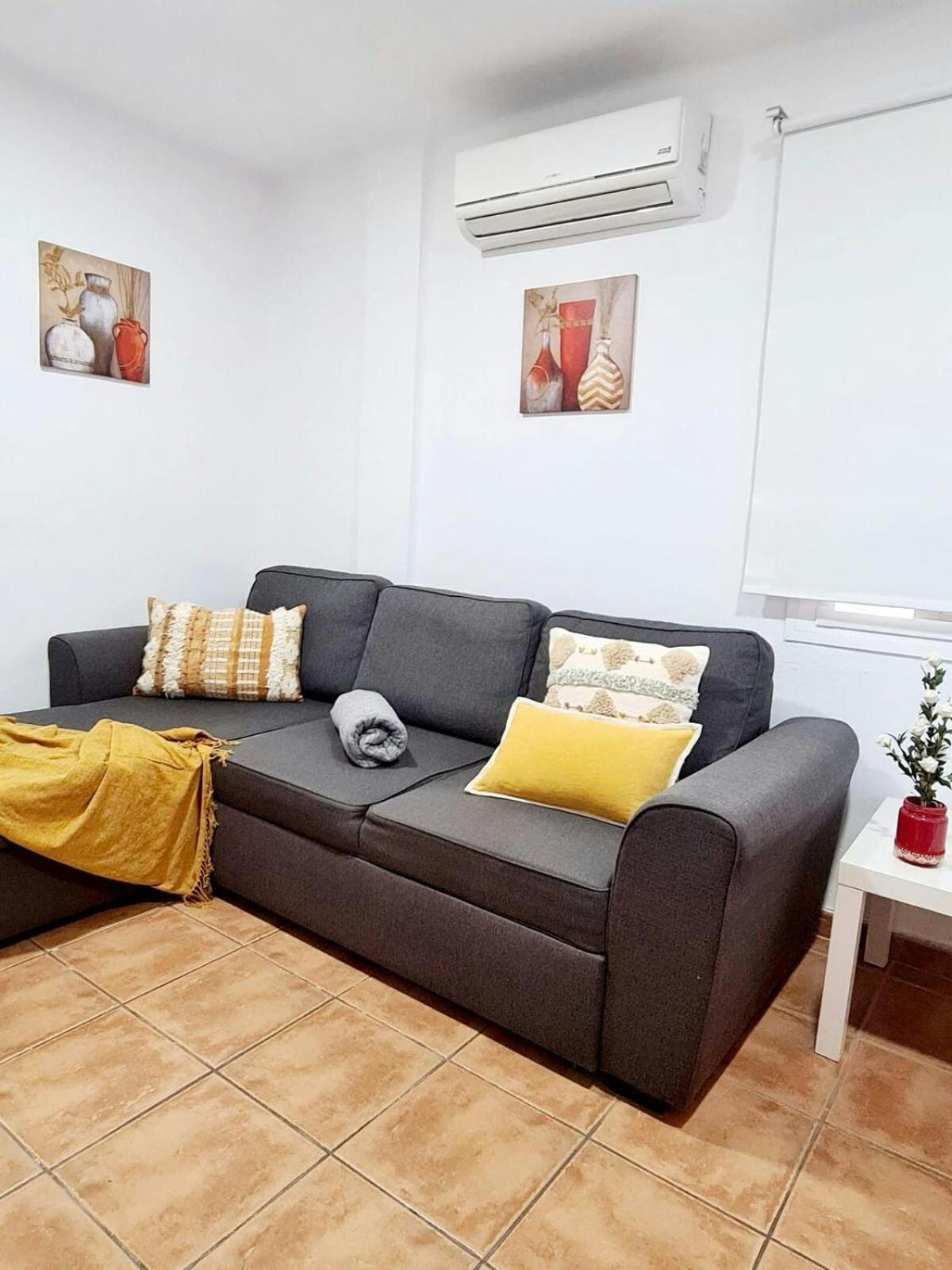 Bonito Apartamento Con Terraza - Pedregalejo Playa Малага Экстерьер фото